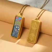 Necklaces & Pendants