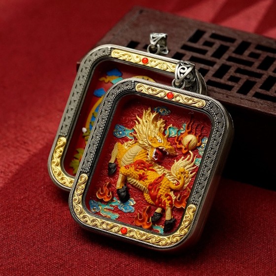 KyLin Aura Hand-Painted Thangka Buddha Pendant (Ga Wu Box)